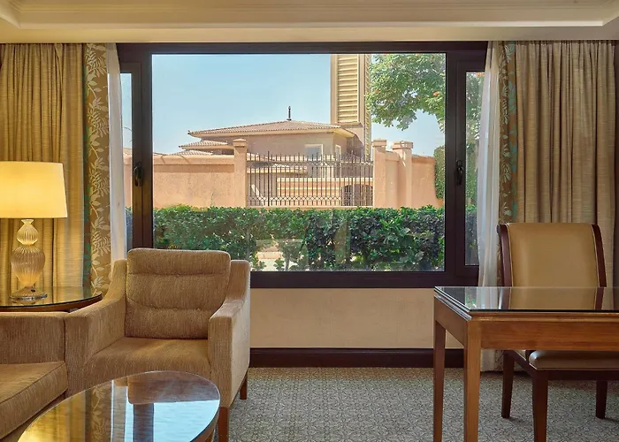 Hilton Alexandria King\'S Ranch Hotel