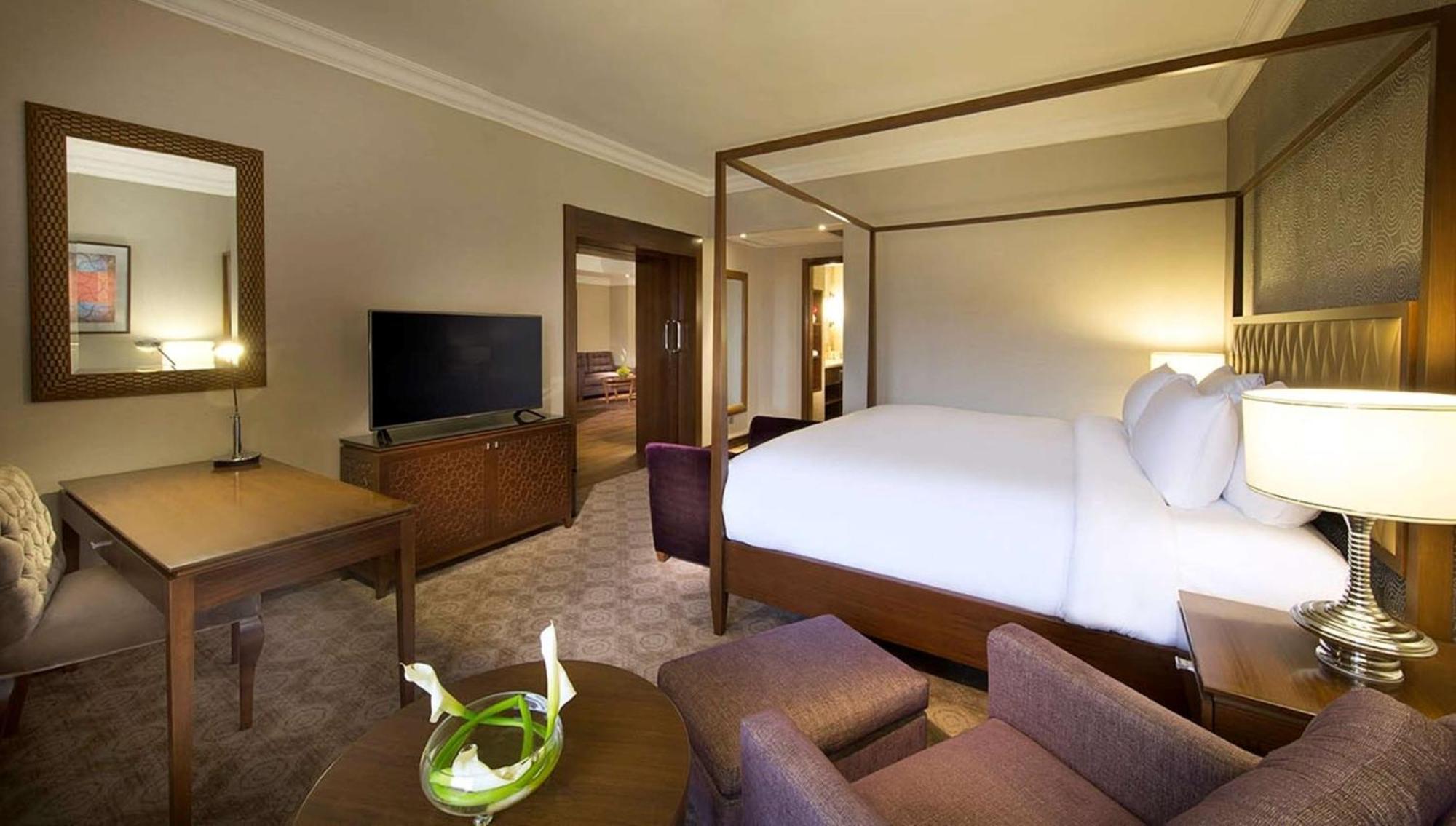 Hilton Alexandria King's Ranch אתר נופש 5*
