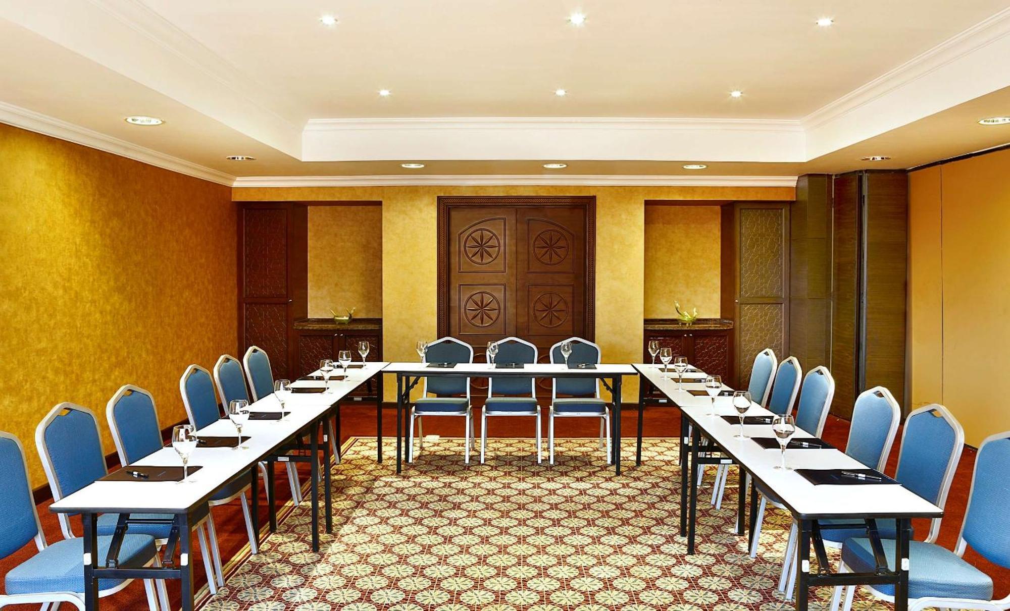 אתר נופש Hilton Alexandria King's Ranch