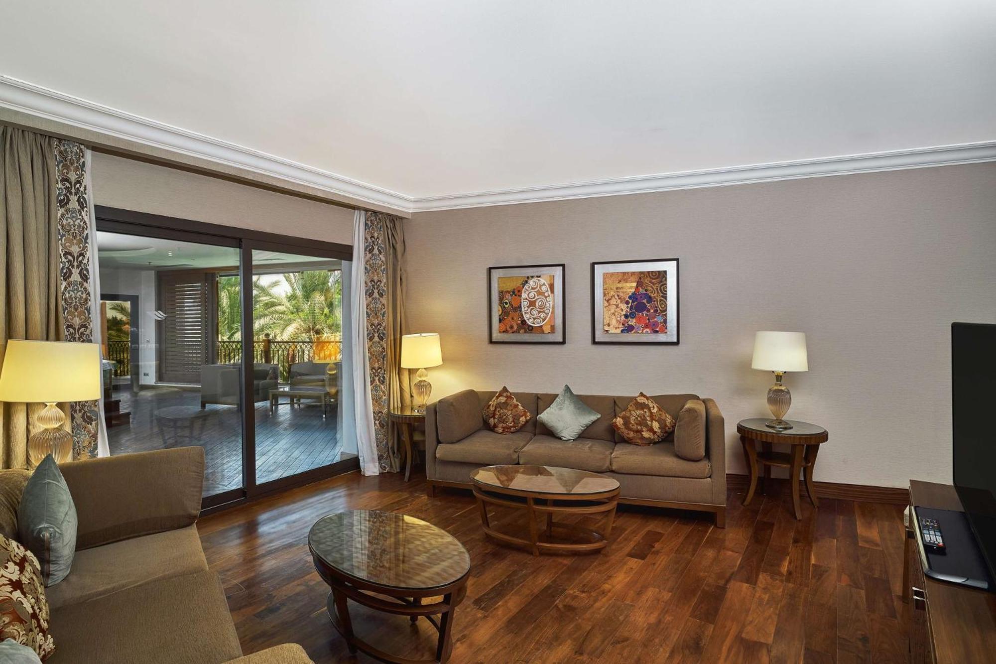 אתר נופש Hilton Alexandria King's Ranch