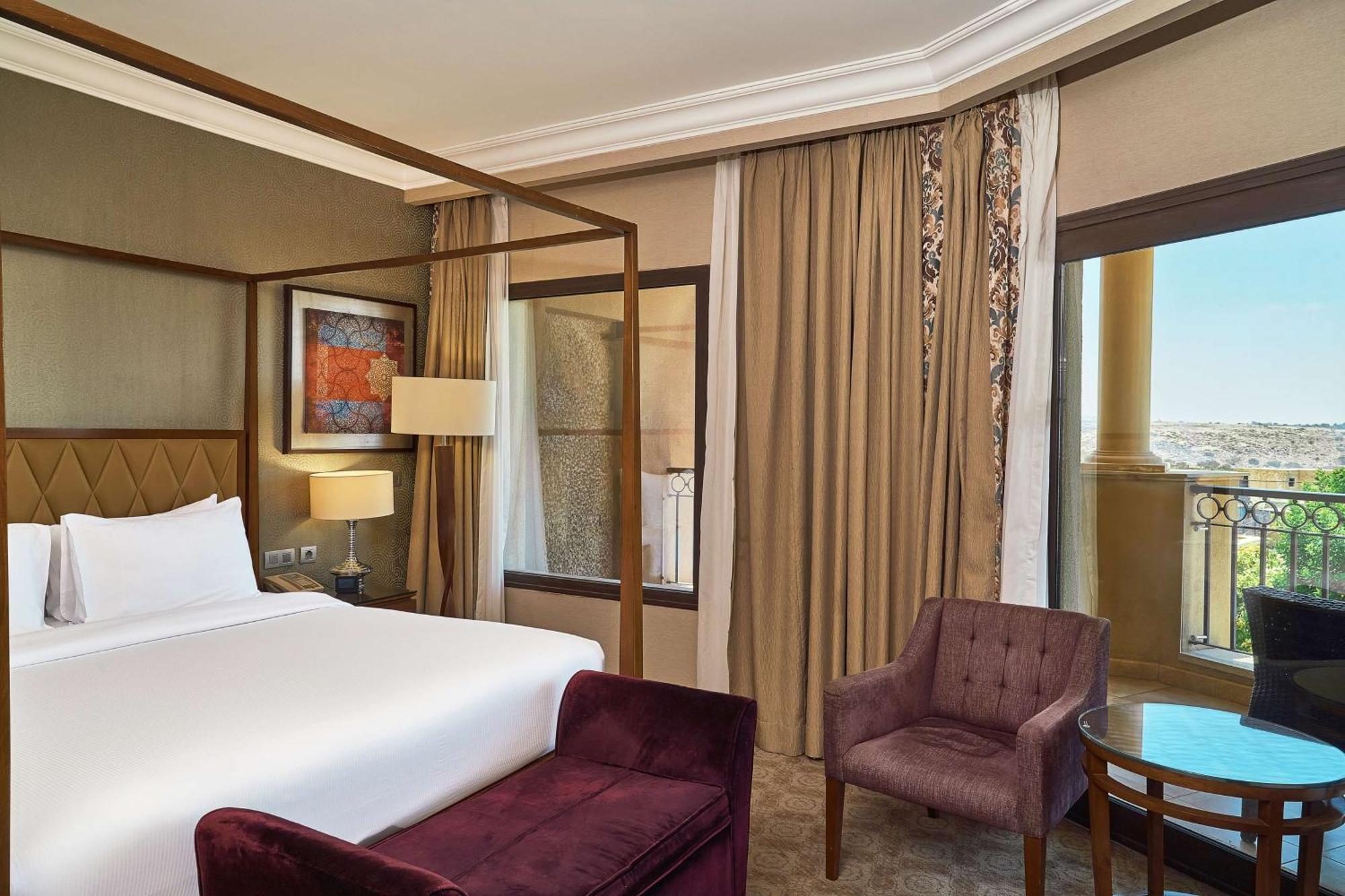 Hilton Alexandria King's Ranch קינג מריאוט